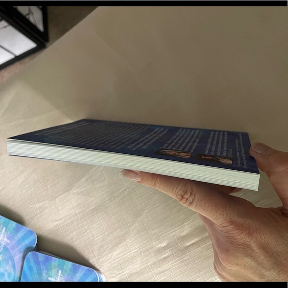 Sacred Hags Oracle: Visionary Guidance for Dreamers, Witches, and Wild Hearts - Picture 8 of 10